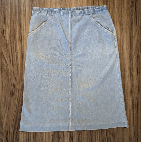 Vintage - Jean Style Skirt- Tan Jay - 32 inch strech waist - Picture 1 of 4
